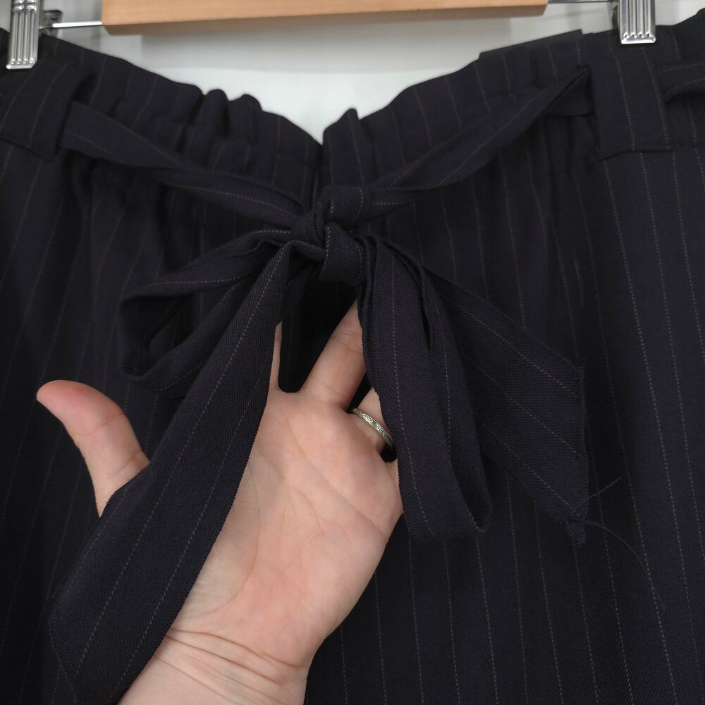 Lane Bryant Pin Stripe Plus Size Trouser Pants Size 20 Short - Picture 8 of 13